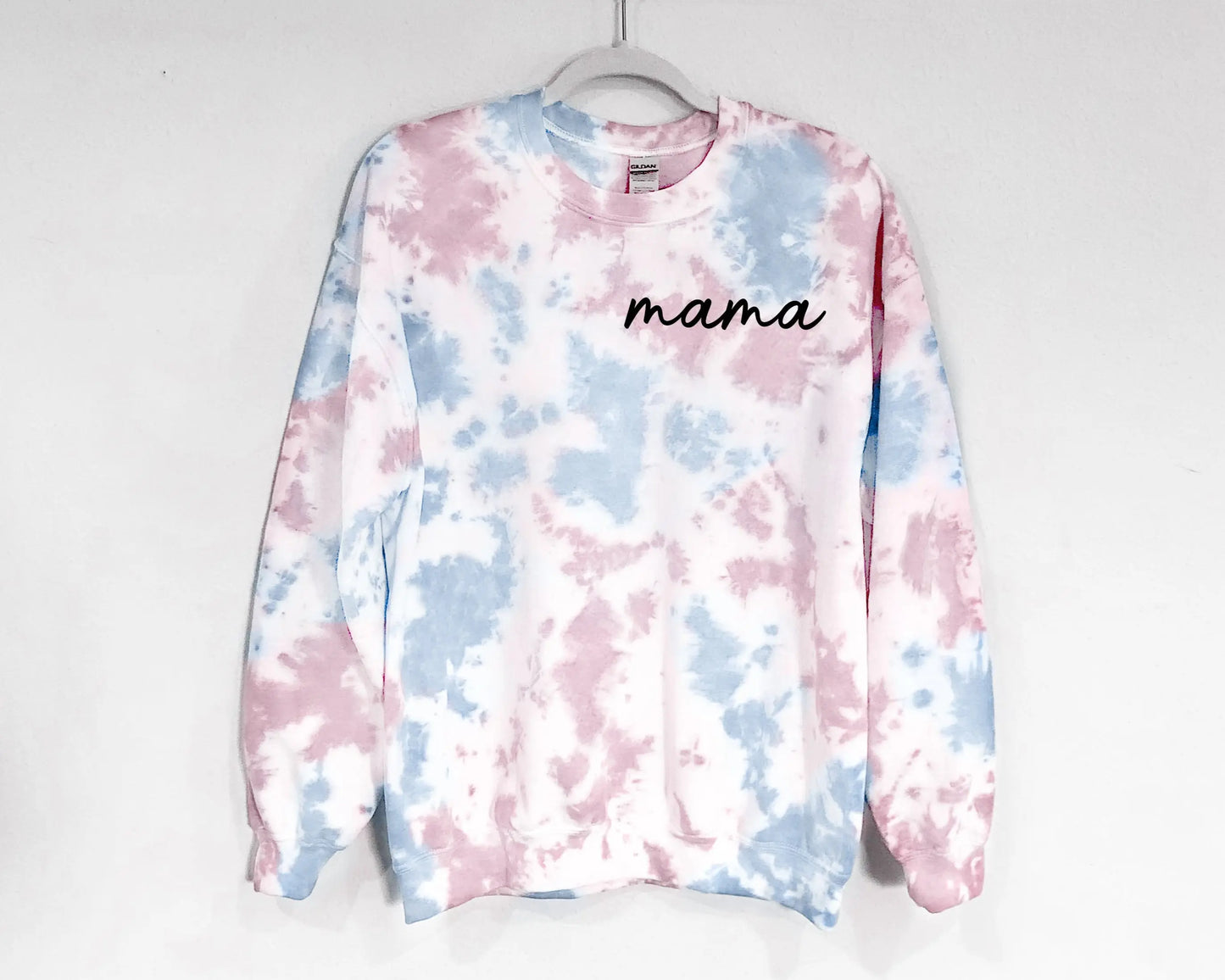 mom mama dad dada gender reveal tie dye sweatshirt tee t-shirt baby reveal pregnancy announcement party outfits pink blue white gender neutral