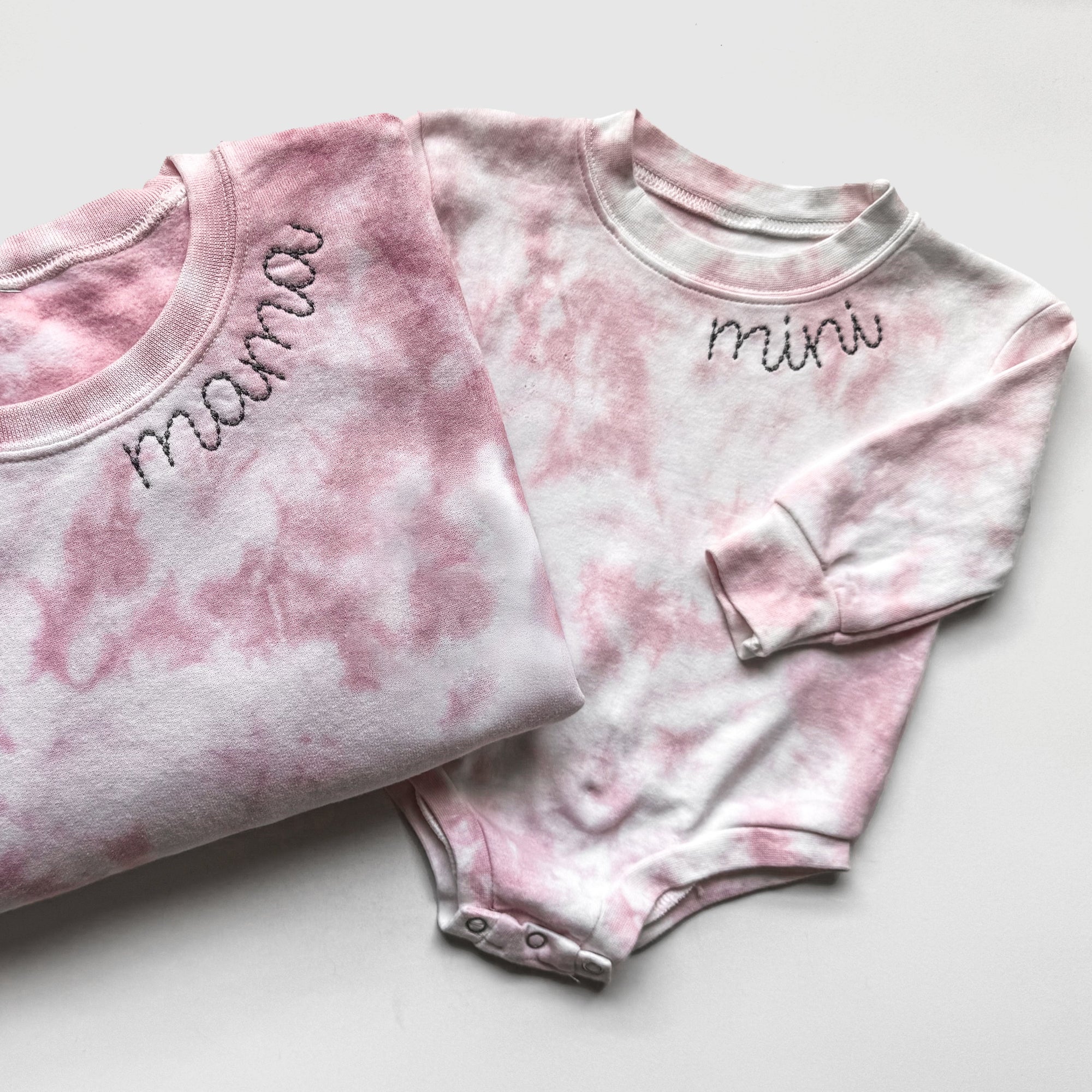 mama mini collar neckline embroidered embroidery tie dye matching mommy and me sweatshirts crewneck pullover hoodie bubble romper newborn gift baby shower mothers day mommy and me outfits toddler shirt