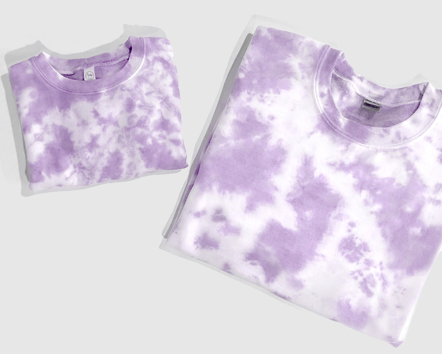 mommy and me matching tie dye sweatshirts onesies bodysuits custom personalized neutral baby shower gift mom birthday dad birthday new parent newborn coming home from hospital gift