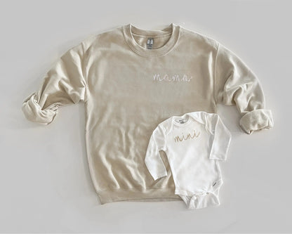 mama dad mini matching baby onesie bodysuit sweatshirts pullovers crewnecks family matching baby shower gift newborn coming home from hospital outfit sister brother sibling neutral matching father son daughter gender neutral