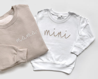 mama dad mini matching baby onesie bodysuit sweatshirts pullovers crewnecks family matching baby shower gift newborn coming home from hospital outfit sister brother sibling neutral matching
