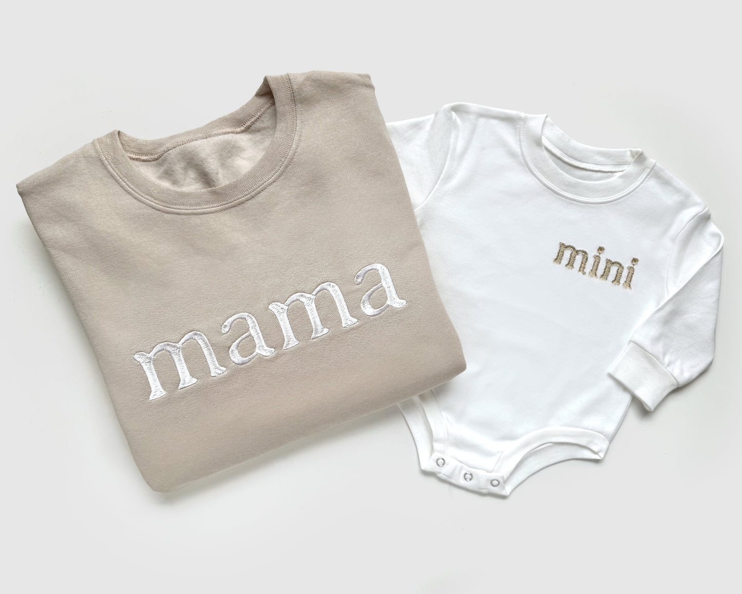 mama dad mini matching baby onesie bodysuit sweatshirts pullovers crewnecks family matching baby shower gift newborn coming home from hospital outfit sister brother sibling neutral matching