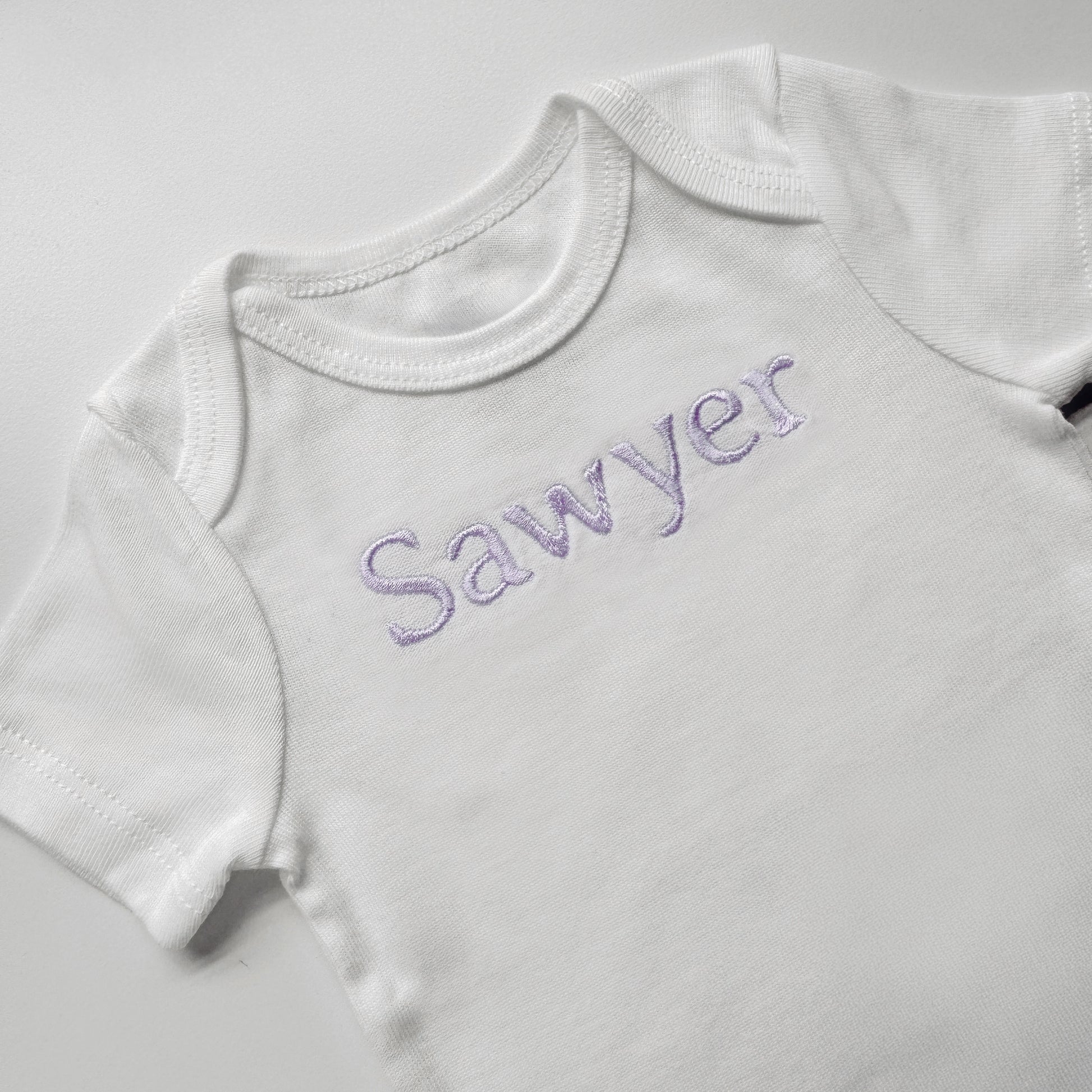 Personalized Newborn Name Outfit | Custom Baby Bodysuit & Hat Set short sleeve