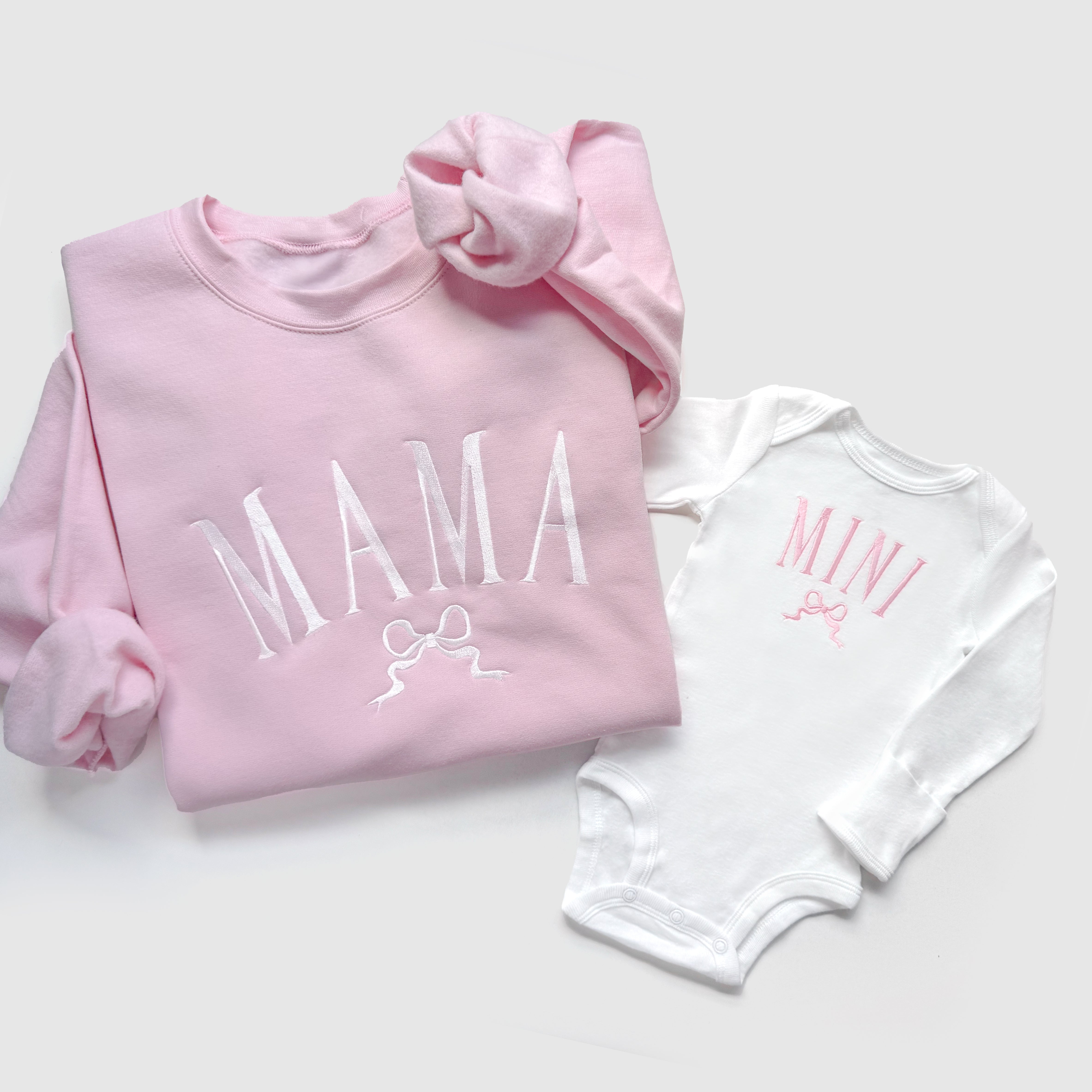 Mama and Mini Matching Sweatshirts and Baby Outfits with Bows