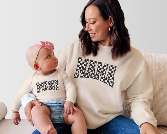 cream mama and mini checkerboard sweatshirts, mother daughter matching outfits adult sweatshirt