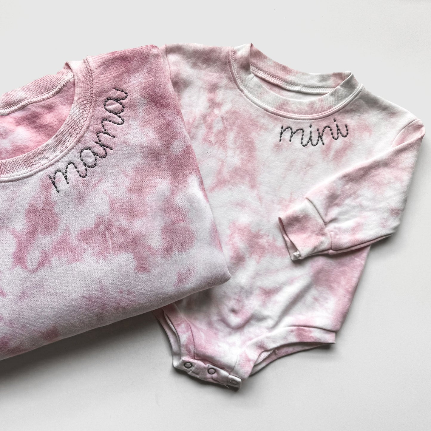 mama mini collar neckline embroidered embroidery tie dye matching mommy and me sweatshirts crewneck pullover hoodie bubble romper newborn gift baby shower mothers day mommy and me outfits toddler shirt