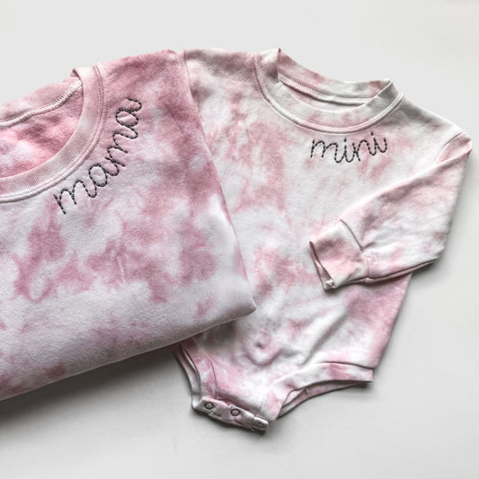 mama mini collar neckline embroidered embroidery tie dye matching mommy and me sweatshirts crewneck pullover hoodie bubble romper newborn gift baby shower mothers day mommy and me outfits toddler shirt